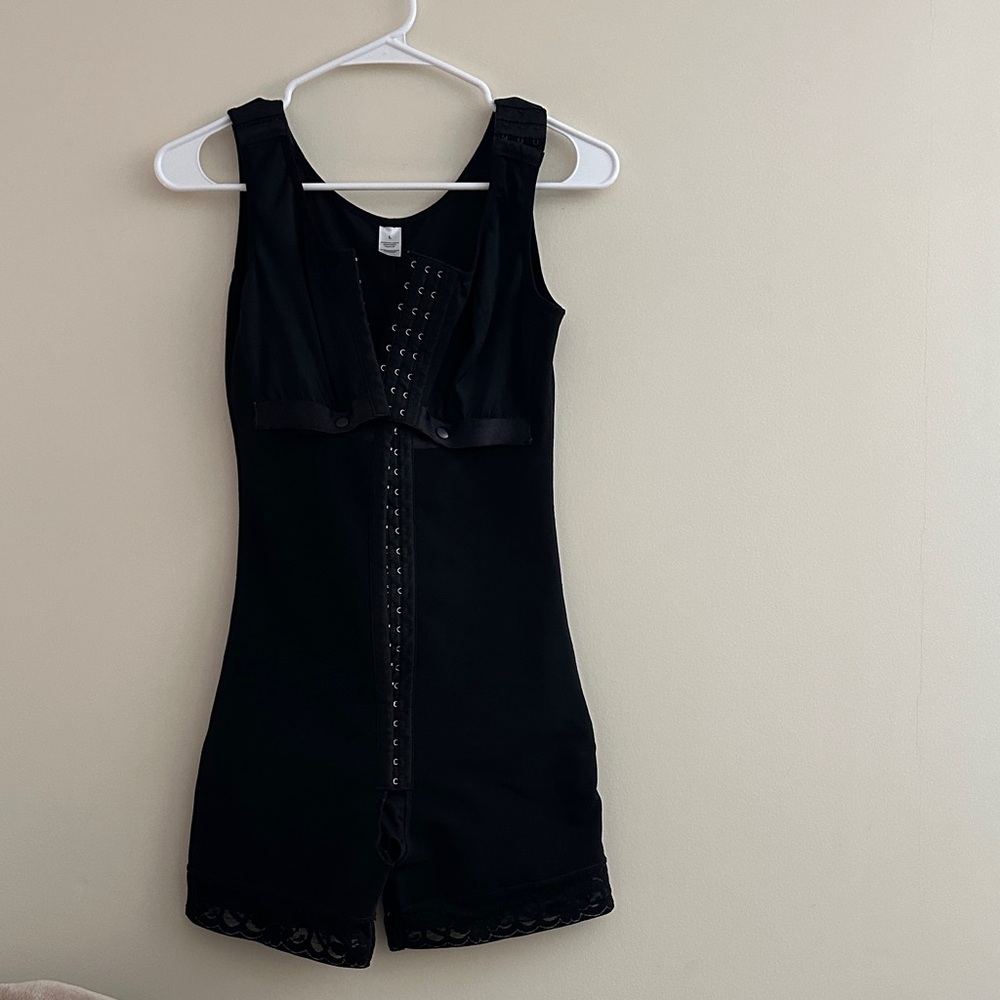 Sleek Black Shapewear Bodysuit